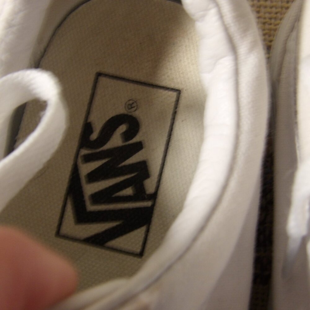 Vans Off The Wall White Sneakers Sz 6 - Picture 4 of 7